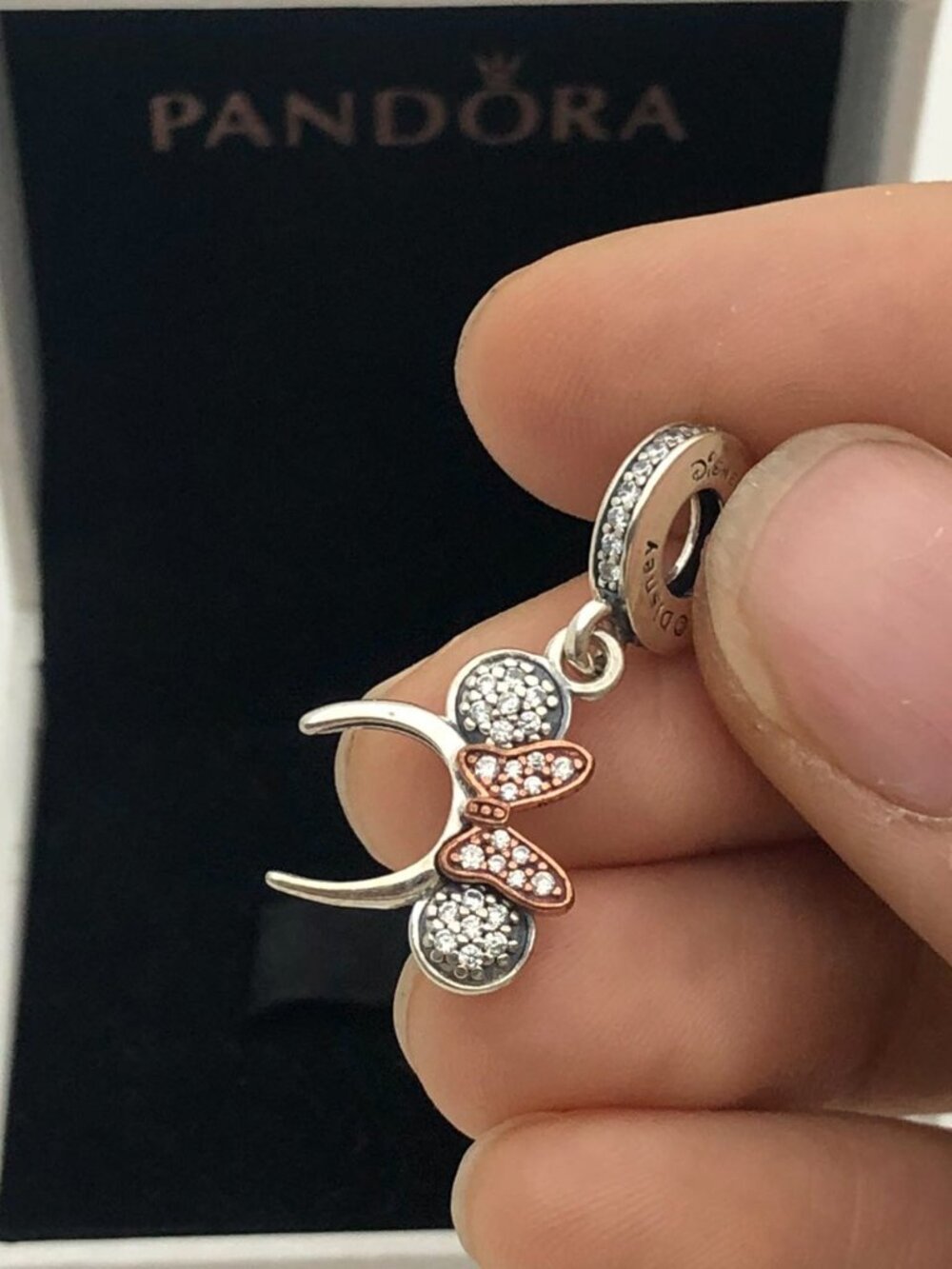 ✨🔥Pandora Disney Parks Minnie Mouse Pavé Headband Dangle Charm
